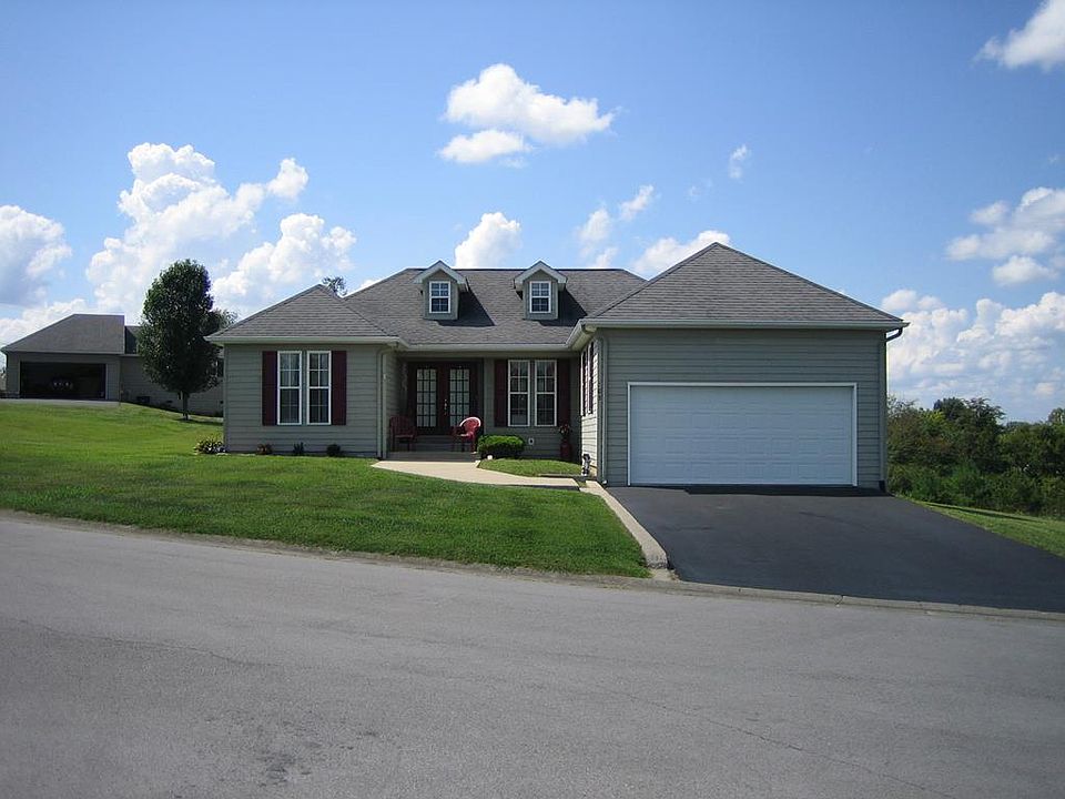 1st image of 703 Platinum Dr