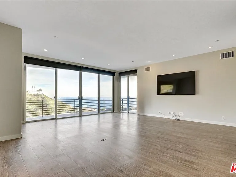 3850 Rambla Orienta — Photo 29