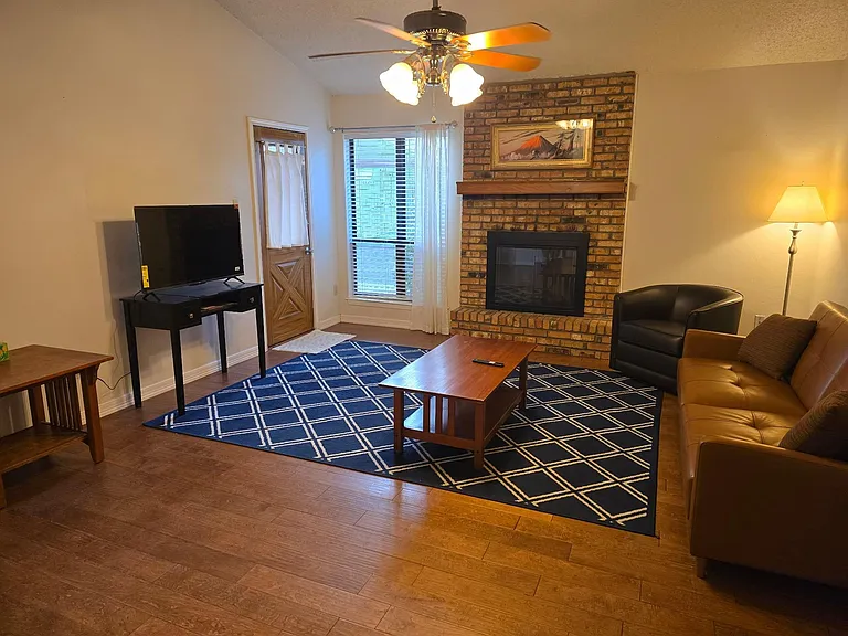 4742 Kevin Ct — Photo 12