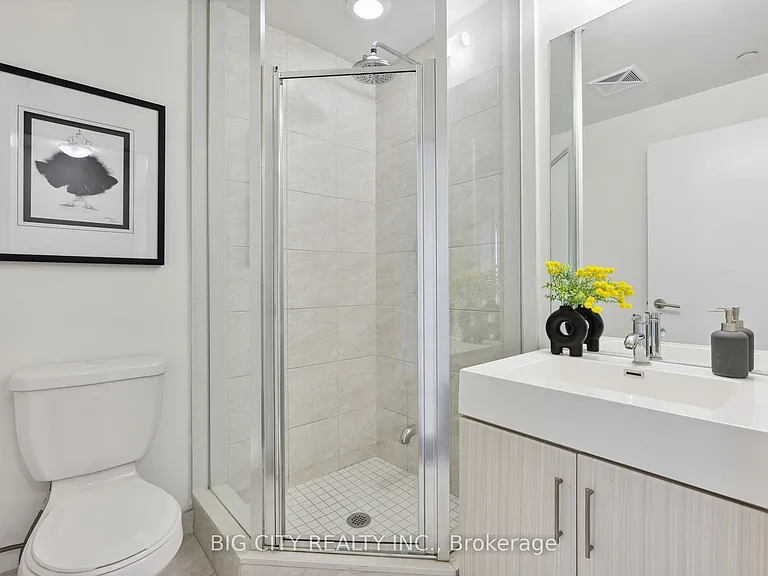 160 Vanderhoof Ave #1609 — Photo 7