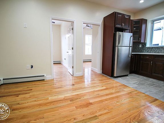 2nd image of 444 Suydam St #2RX