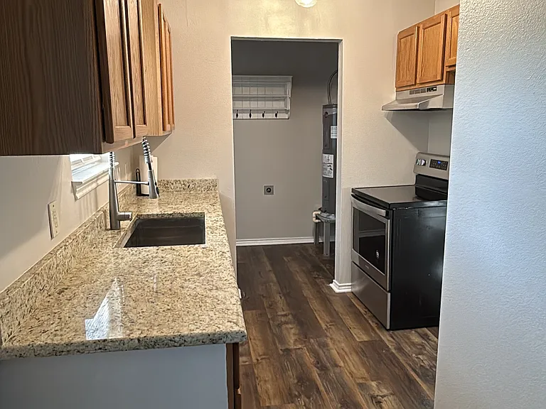 2603 Emerald Forest Dr — Photo 22