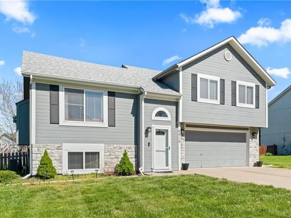 8916 NE 114th Ter, Kansas City, MO 64157