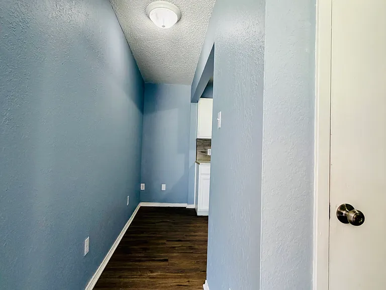 Living Room Hallway to Kitchen