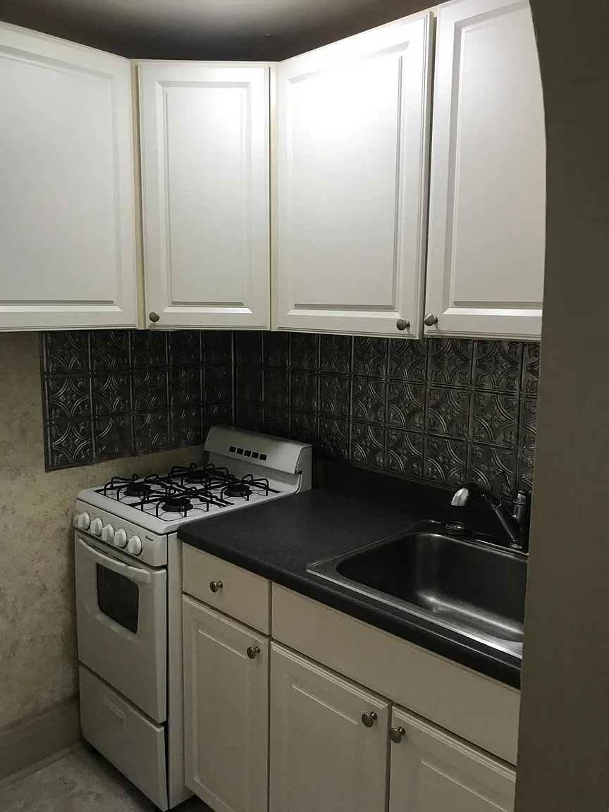 408 S Graham St APT 3 photo 1