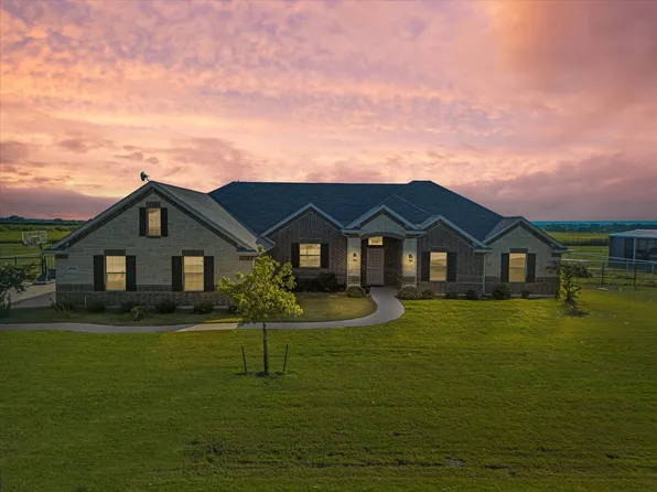 1014 Sumner Dr, Venus, TX 76084