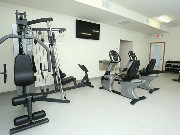 4th image of 142 Helle Blvd APT 207