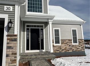 30 Arbor Meadow Dr, Cromwell, CT 06416
