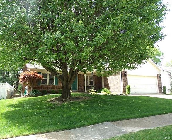 1st image of 910 Peace Haven Dr