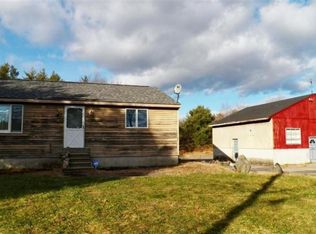 48 Exeter Rd, Kingston, NH 03848