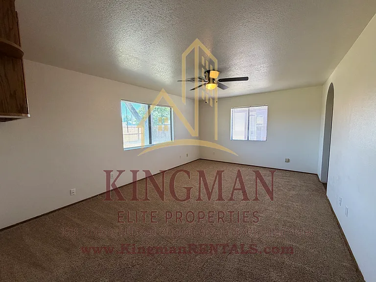 2604 Phoenix Ave — Photo 13