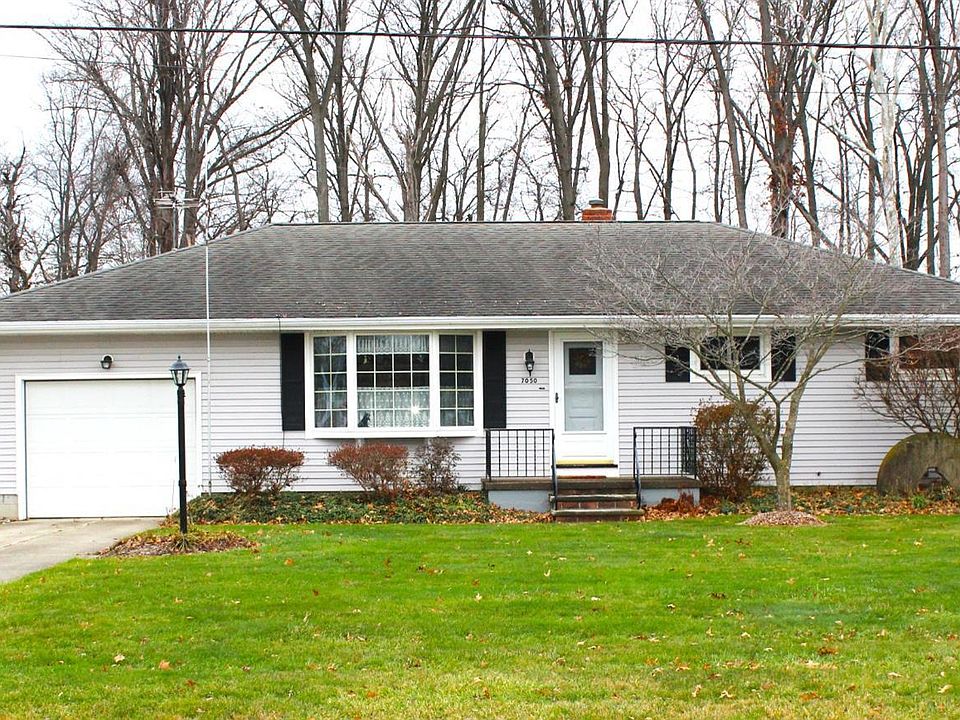 7050 Freeland Dr, Elyria, OH 44035 Zillow