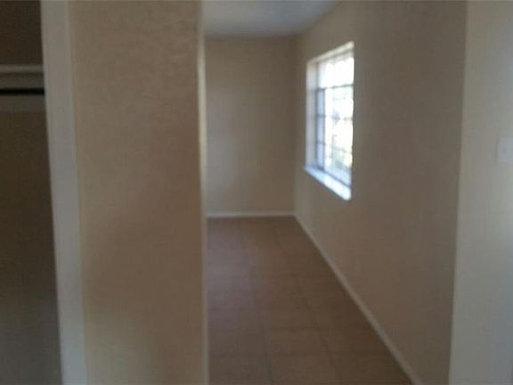 3rd image of 5512 Sanders Ave