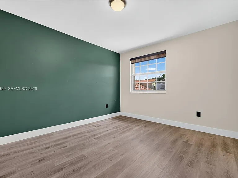 15602 SW 109th Ter — Photo 20