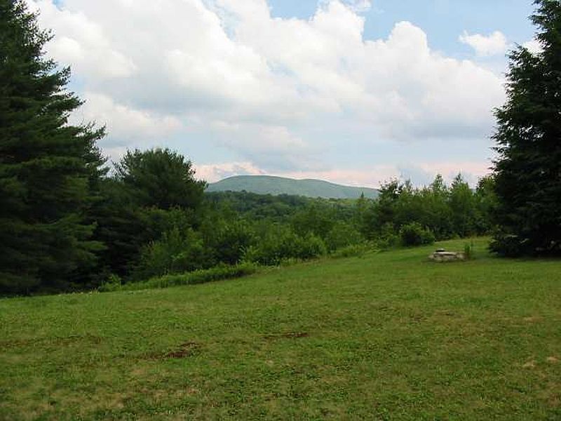 5th image of 754 N MOORE HILL Road