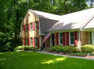 6100 Housatonic Ct, Fairfax Station, VA 22039