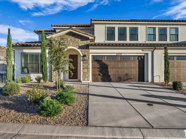 2310 E Arena Roja Dr, Washington, UT 84780