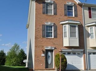 484 Thumper Dr, Ranson, WV 25438