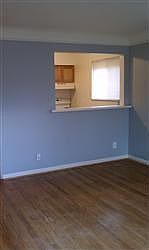 2nd image of 1612 Pelham Pl