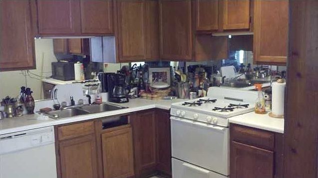 2nd image of 807 Pine St