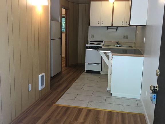 5th image of 712 NE 43rd St #712.5