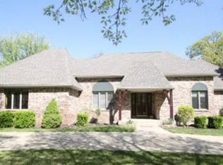 10604 W 121st St, Overland Park, KS 66213