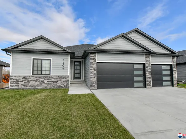 3404 Renegade Blvd, Lincoln, NE 68507