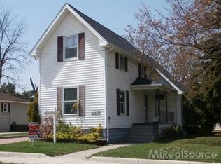 1104 S Shiawassee St, Owosso, MI 48867