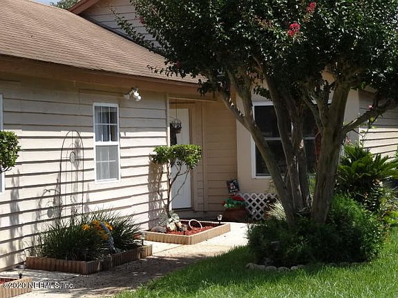 2nd image of 8337 Copperfield Cir W
