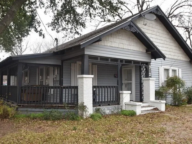 712 N Ollie St — Photo 1