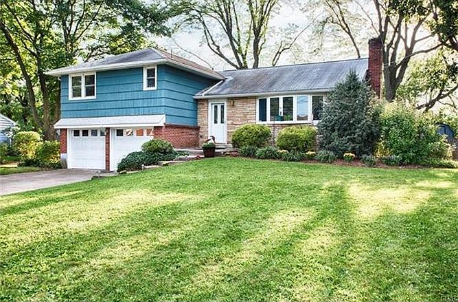 1st image of 3225 Georgian Ln