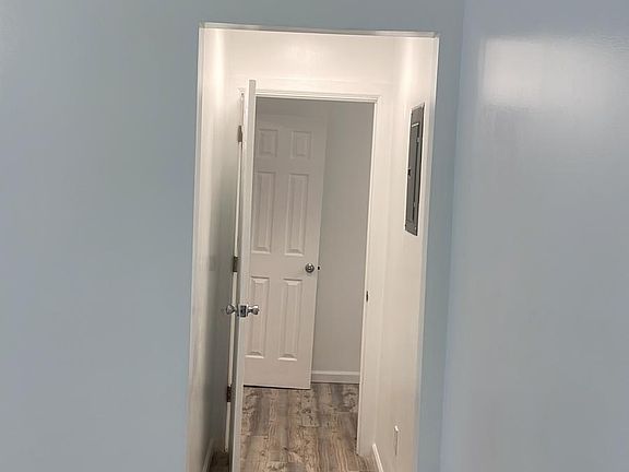 4th image of 21 Murray Ln #1A