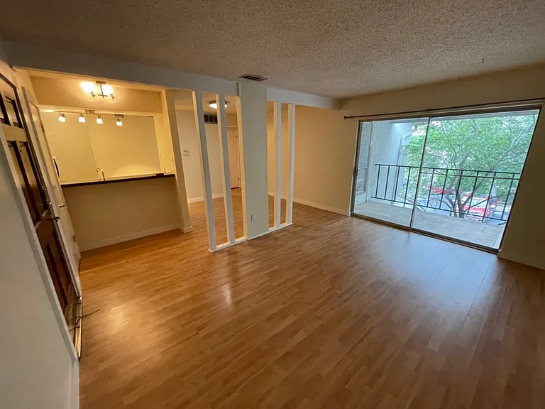 6910 Hart Ln #311 — Photo 1