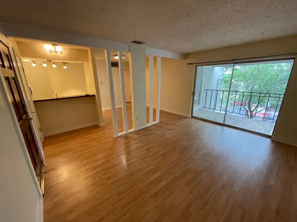 6910 Hart Ln APT 311, Austin, TX 78731