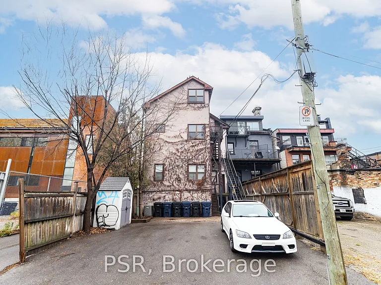 205 Gerrard St E #7 — Photo 8