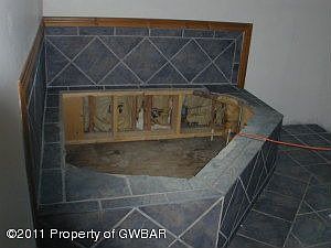 Whirlpool tub
