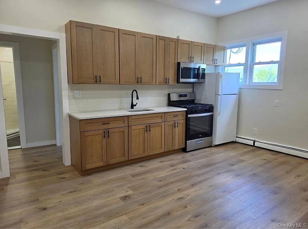 1 bed, 1.0 bath, 500 sqft, $2,200 — Photo 3