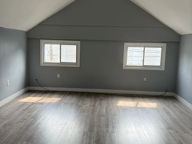 171-173 Dundaff Street — Photo 5