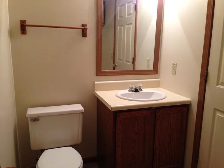 3568 Harris Ave NW — Photo 10
