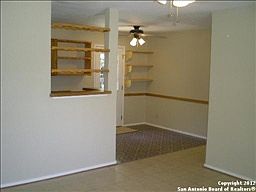 4th image of 421 W Lindbergh Blvd
