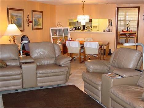 4th image of 621 Marina Point Dr #6210