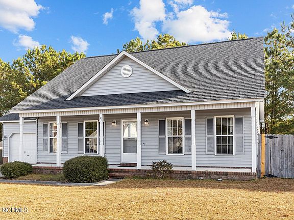 3rd image of 107 Baldwin Court