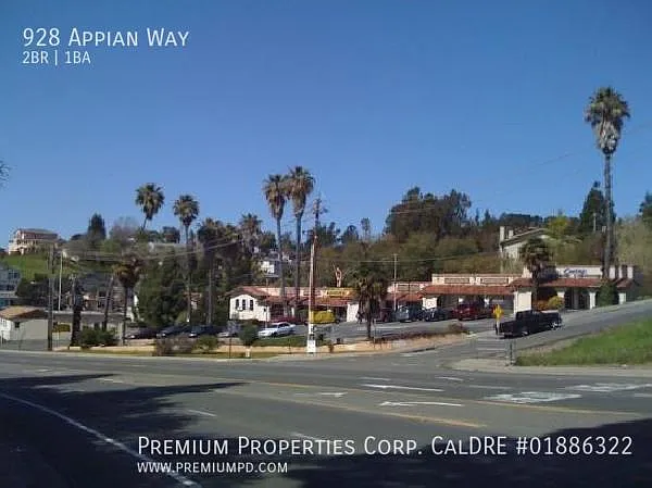 928 Appian Way — Photo 21