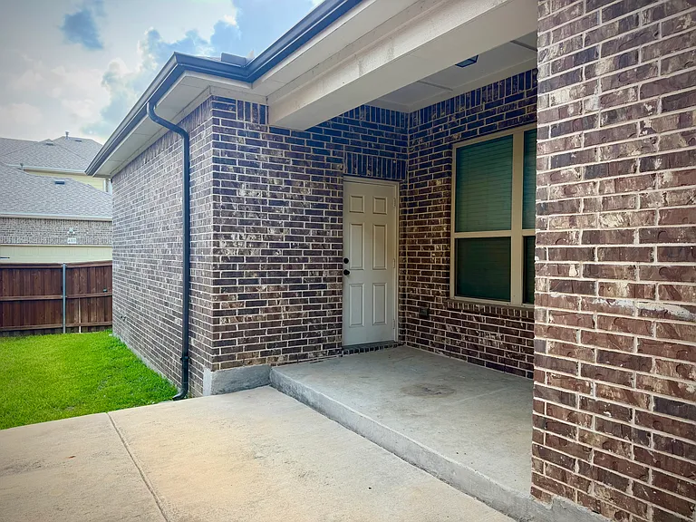 1014 Lone Ivory Trl — Photo 38
