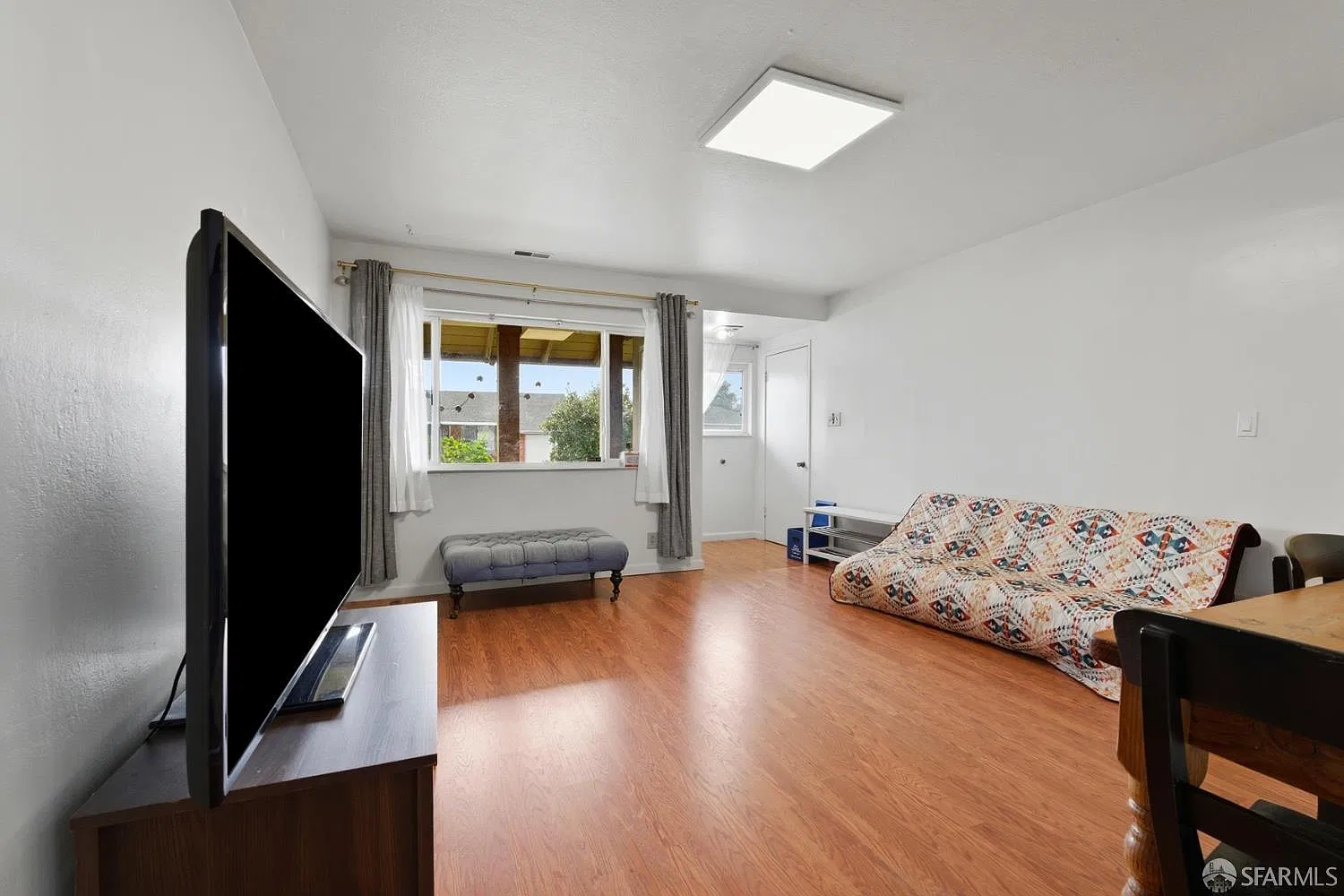 3 bed, 1217 sqft, $3,600 — Photo 2