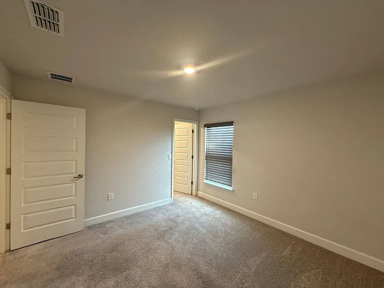2107 Cartgate Ln — Photo 28