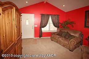 4th image of 1709 SE 36th Ave