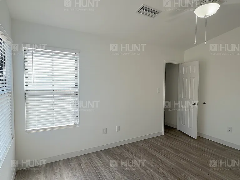 904A Yellowood Ct SE — Photo 9
