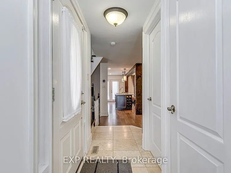 1225 Hedgestone Cres — Photo 5