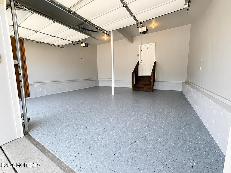 196 South St — Photo 36